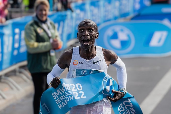 tsx pix 2022-925 kipchoge, eliud berlin (scc events @robin_we1)