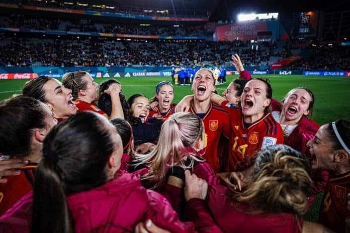 Women's World Cup: 'Joy, dance, music' at the heart of French coach Renard's  method