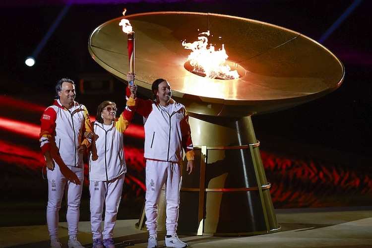 The Griswolds take the United Center - The Athletic