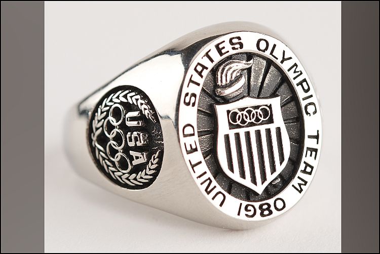 MEMORABILIA: Moscow 1980 “Stadium Torch” brings $128,066, a 2002 Sports Emmy $4,038 at RR Auction’s $1.08 million winter sale